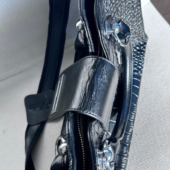 Cape Cod Leather Purse - Picture 3 of 6